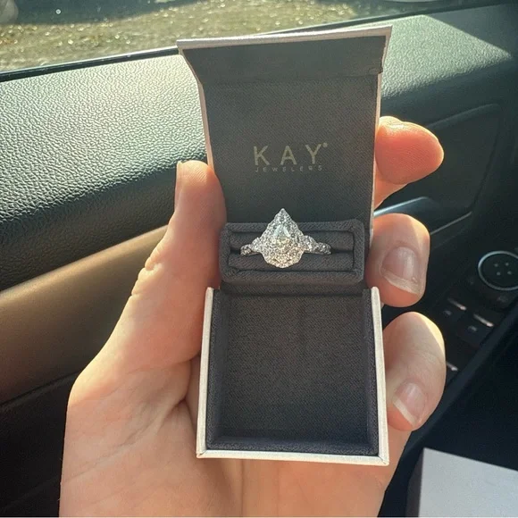 Monique Lhuillier Diamond Engagement Ring - Picture 1 of 5